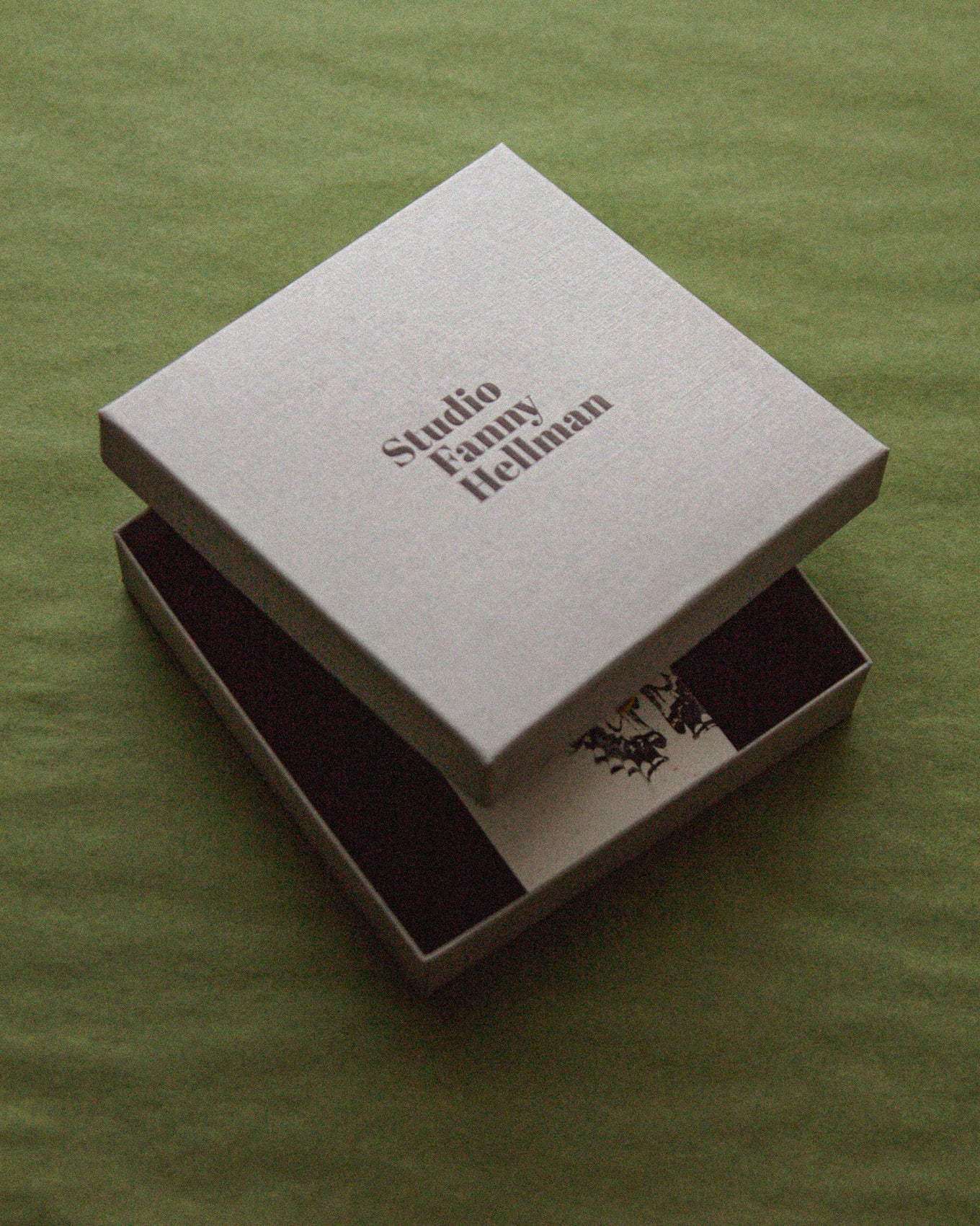 The two small hair clips is delivered in a beautiful jewelry box with our logo embossed on the lid.